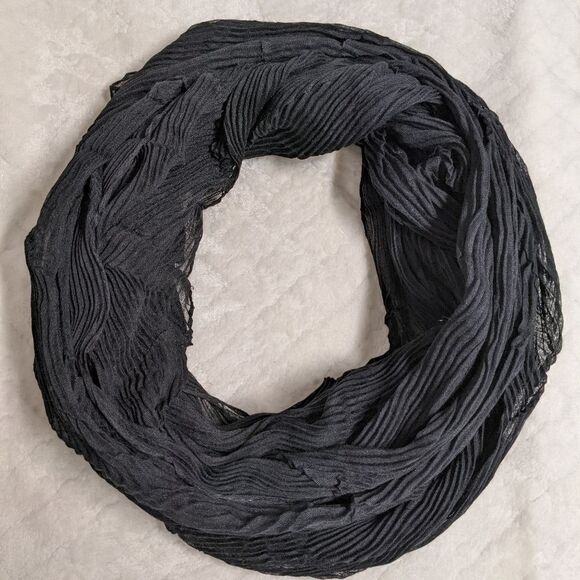 Accessories - NWOT - Women's Lightweight Sheer Accordian Pleated Black Infinity Scarf